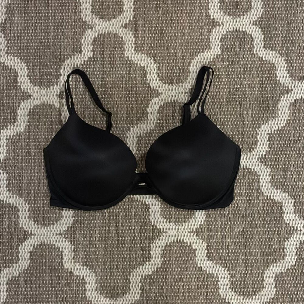 Victoria’s Secret very sexy push-up bra size 38DDD